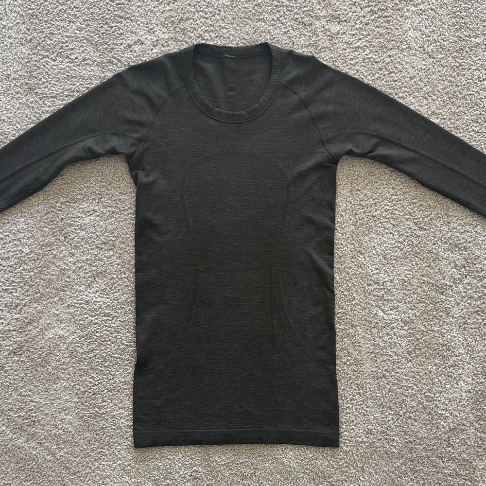 lululemon athletica hip length swiftly long sleeve-FLAWS